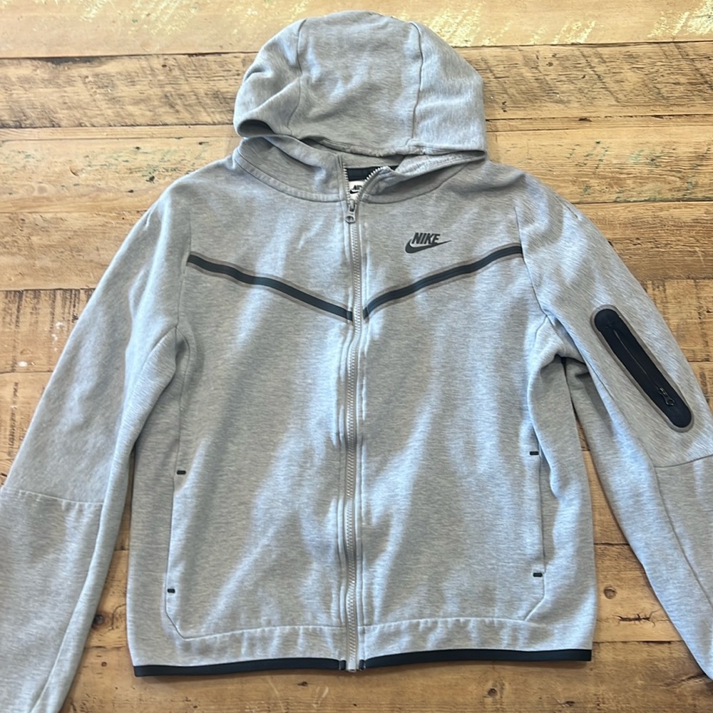 Kids Nike Tech